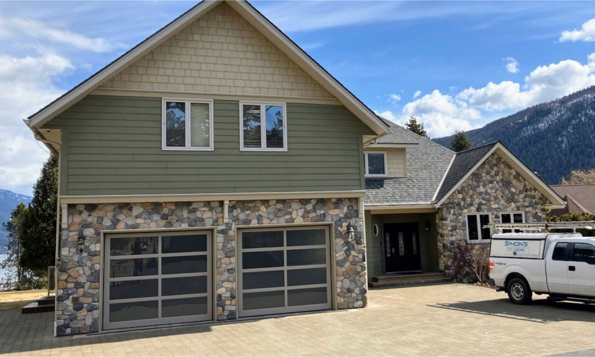 House in the kootenay mountains