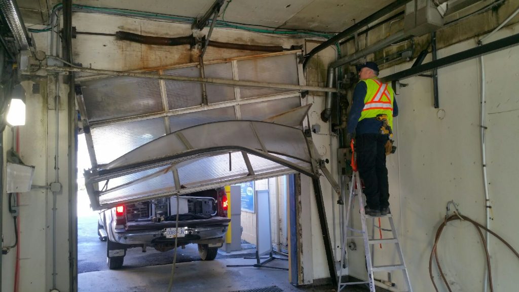 Replacing a Damaged Commercial Overhead Door